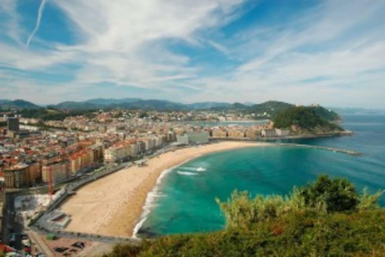 Beach Side Getaway Leilighet San Sebastián Eksteriør bilde